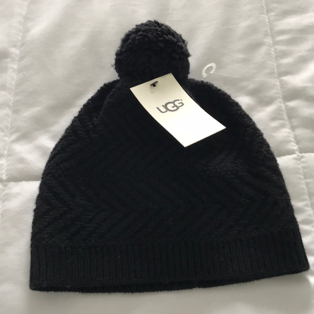 Ugg black knit hat